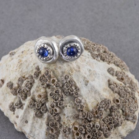 Blue sapphire stud earrings in textured sterling silver by Carin Lindberg