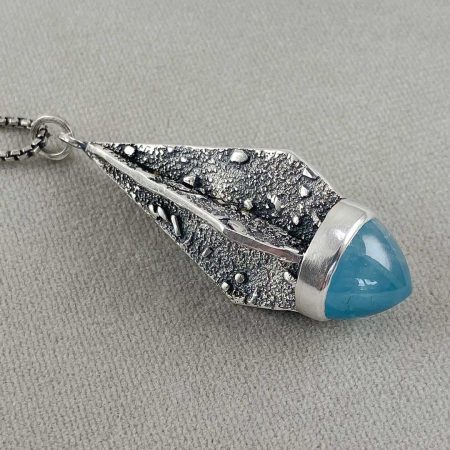 Aquamarine kite pendant in sterling by Carin Lindberg